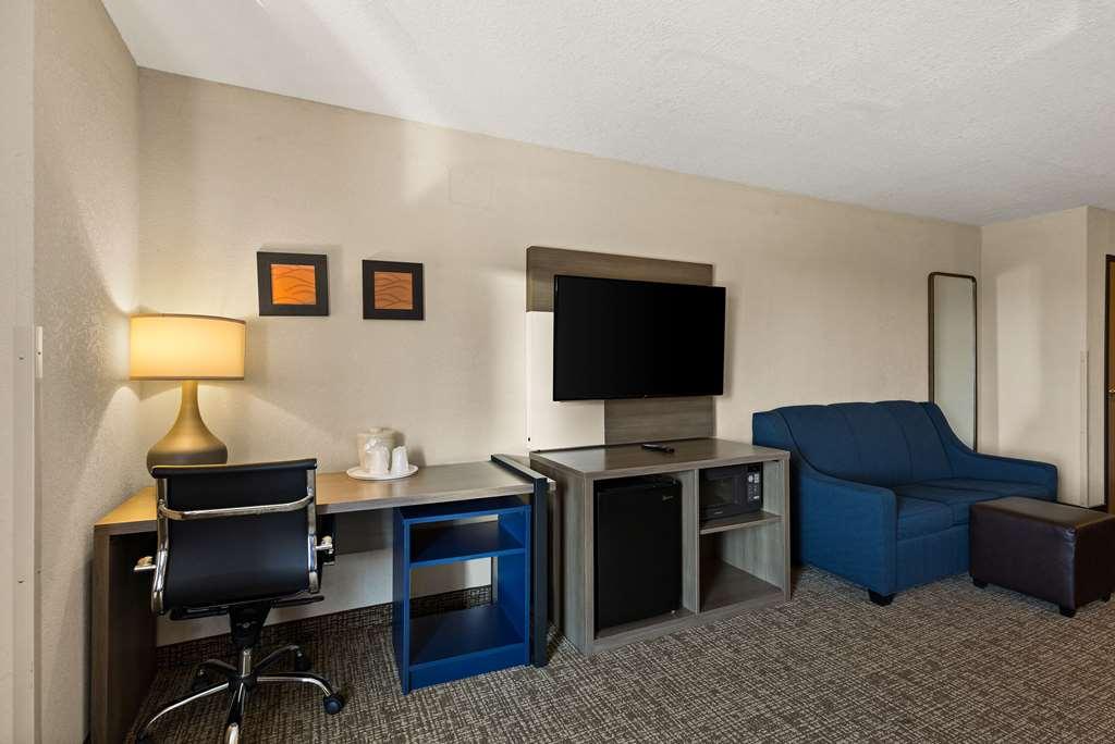 Comfort Inn Huntington Near University Номер фото