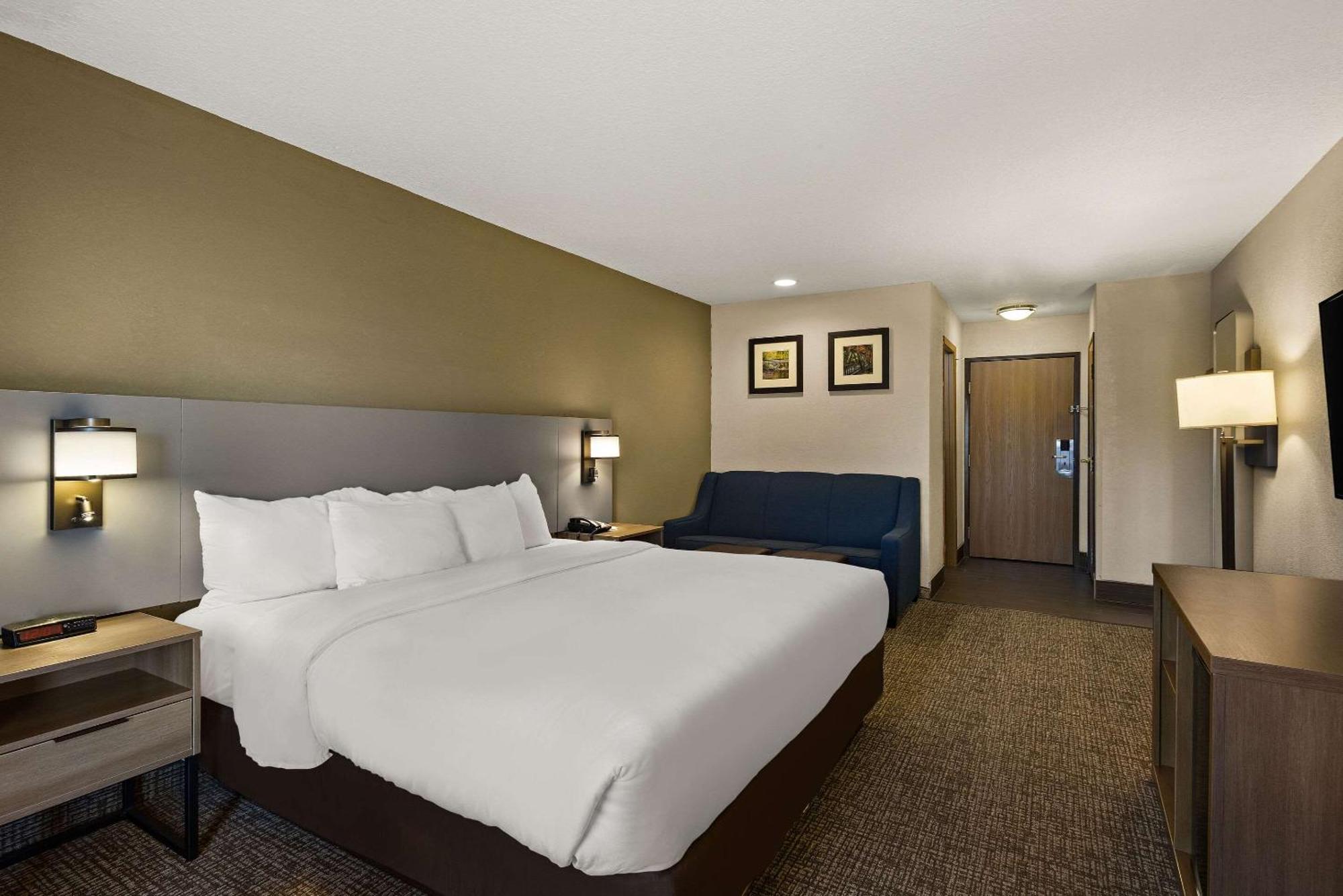Comfort Inn Huntington Near University Экстерьер фото